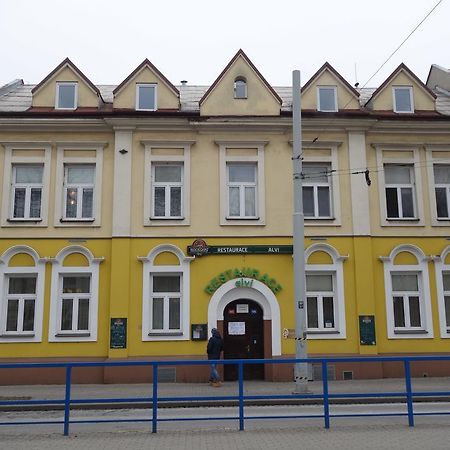 Готель Restaurace Alvi Острава Екстер'єр фото